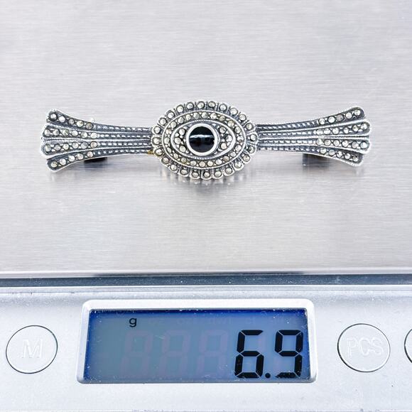 Vintage Sterling Silver 925 Onyx Marcasite Bow Brooch - Picture 7 of 8